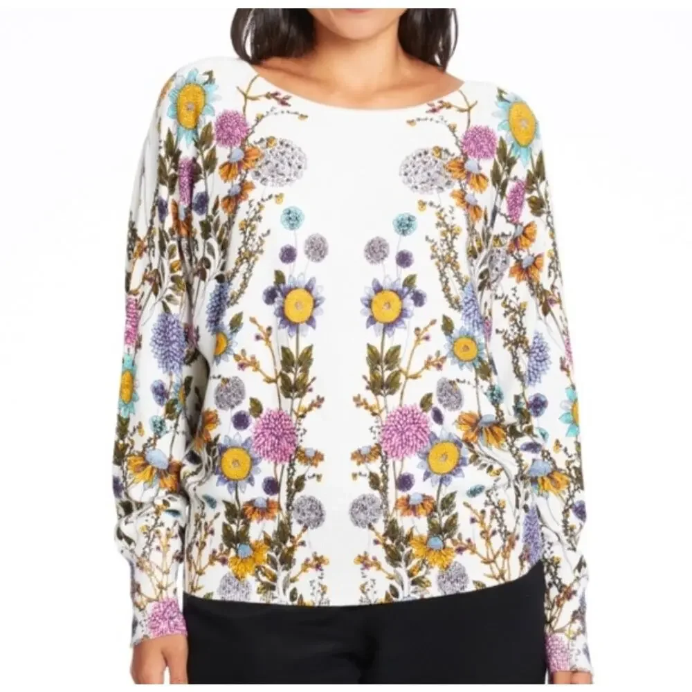 Joseph A. Round Neck  Loose Fit Multi White Floral Long Sleeve Knit Sweater Sz M